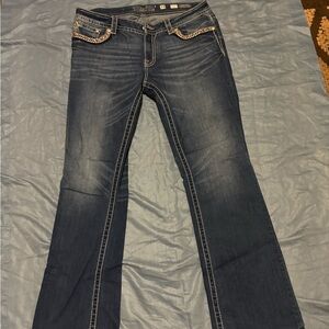 listing-status-banner